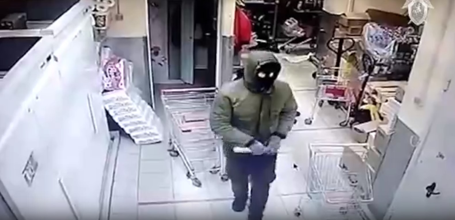 СК показал кадры нападения на подмосковную «Пятерочку»