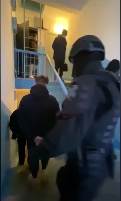 ФСБ отчиталась о задержании 14 подозреваемых в причастности к «минированию» российских школ