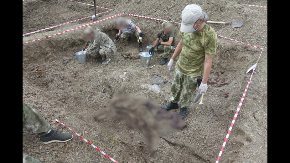 СКР возбудил уголовное дело после обнаружения массовых захоронений мирных жителей в Донбассе
