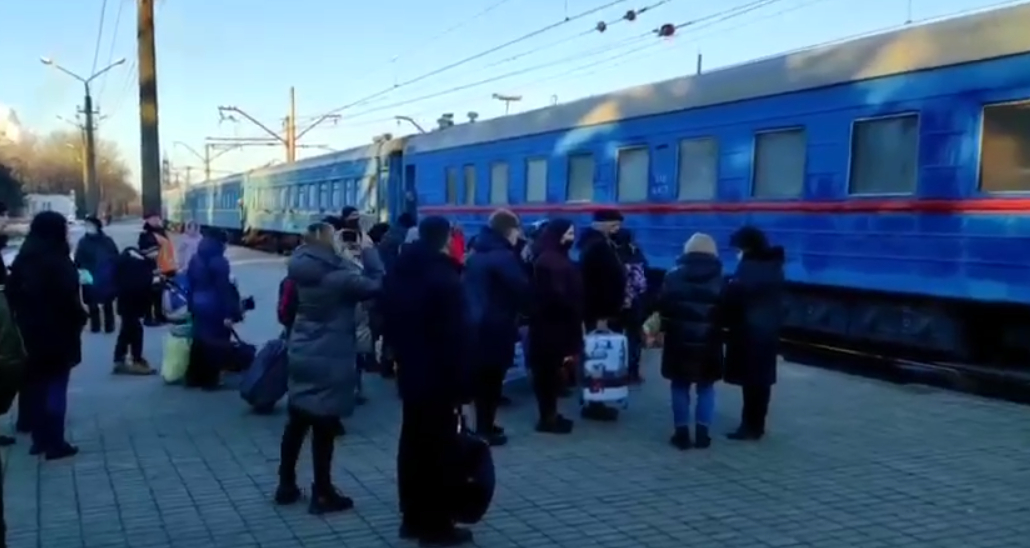 В Россию приехало уже более 30 тысяч человек с Донбасса