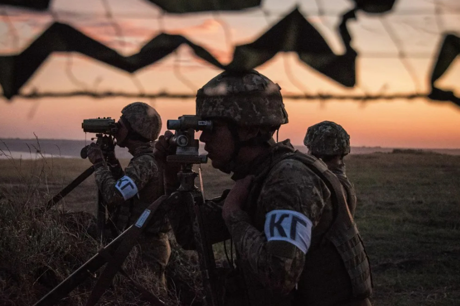 Украина заявила о вводе российских тактических групп со стороны Крыма