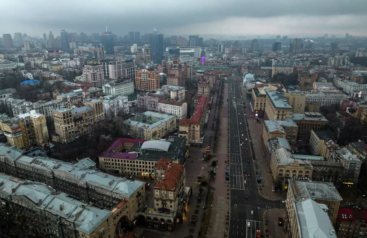 Российские войска завершают тактическое окружение Киева