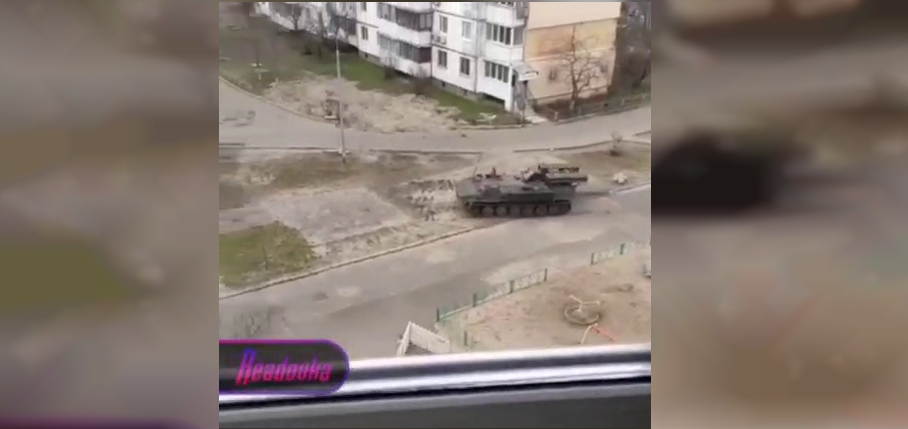 В Киеве в результате ДТП тягач раздавил легковушку