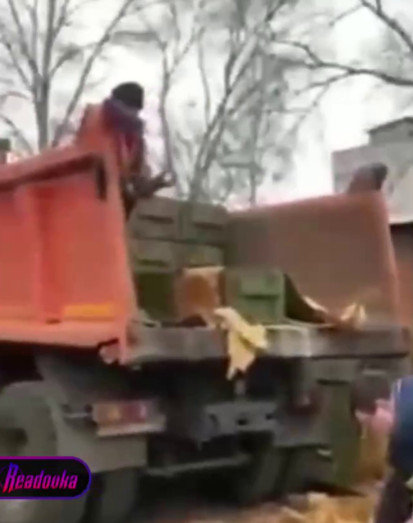 В Киеве идет раздача оружия всем желающим
