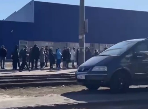 В Киеве начались проблемы с едой