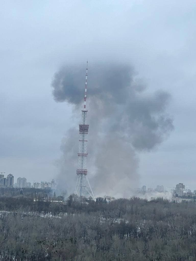 В Киеве прогремел взрыв у телевышки