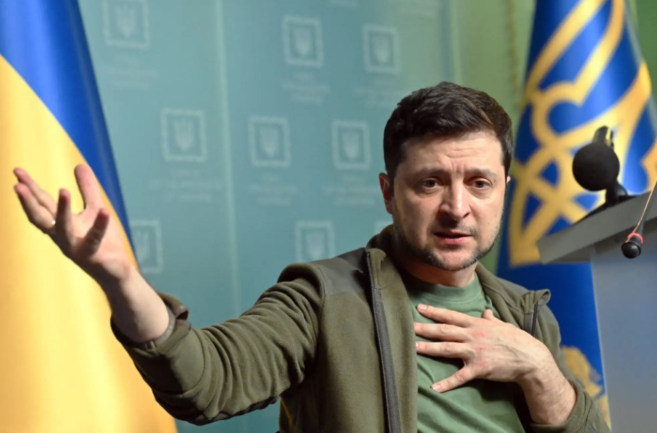 Зеленский не объявляет войну России — ведь тогда ему придется соблюдать совсем другие правила