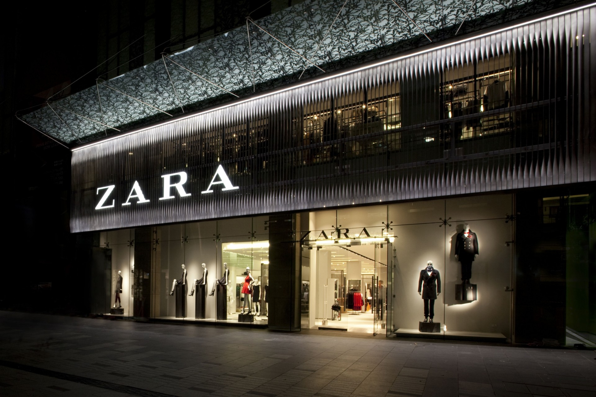 Владелец бренда Zara, компания Inditex объявила о прекращении торговли в России