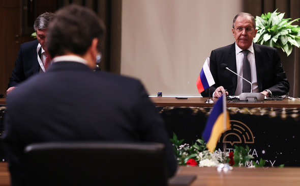 Сергей Лавров провел брифинг по итогам переговоров с главой украинского МИД в Анталье