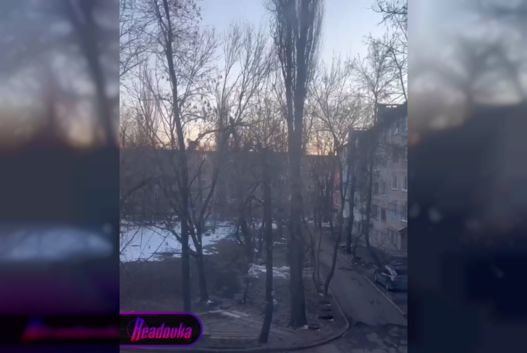 Прямо сейчас в Донецке ВСУ сильно обстреливает центр города