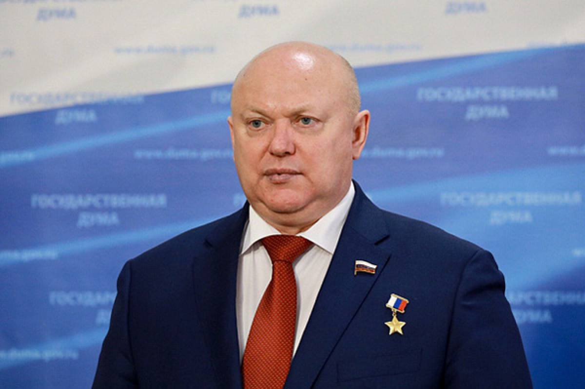 В Госдуме выступили с инициативой не пускать обратно, покинувших РФ знаменитостей