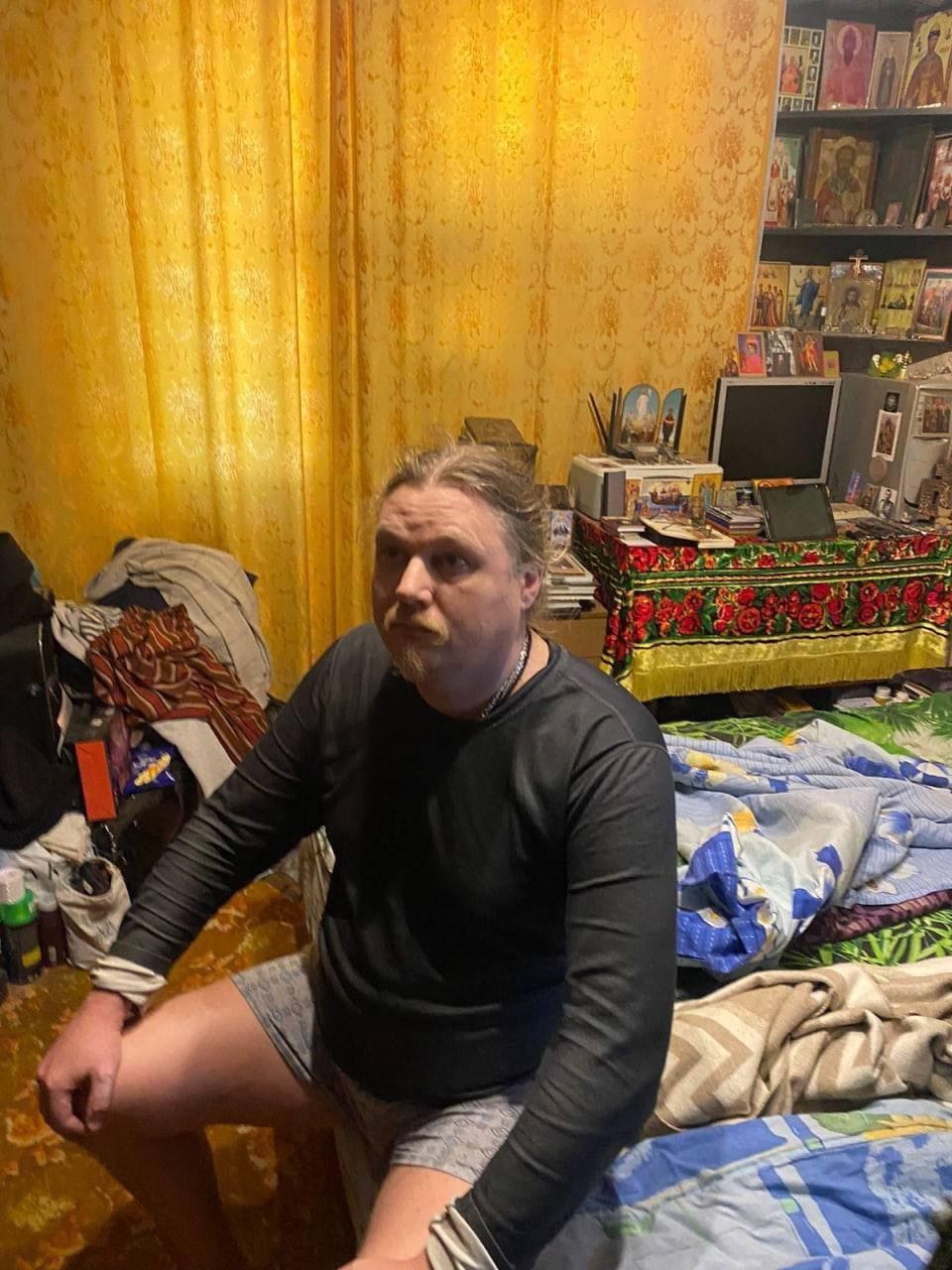 Украинского священника задержала местная тероборона за «сотрудничество со спецслужбами России»