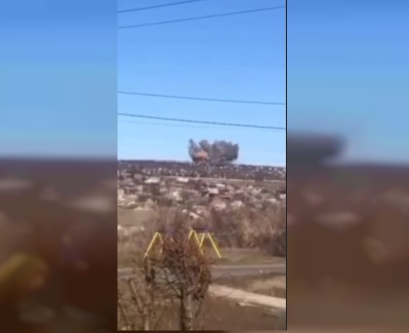 Мощные взрывы прогремели на аэродроме Краматорска