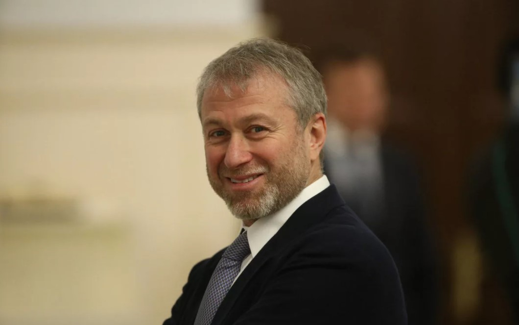 Западные СМИ распространили сомнительные сообщения об отравлении Романа Абрамовича и двух членов украинской делегации