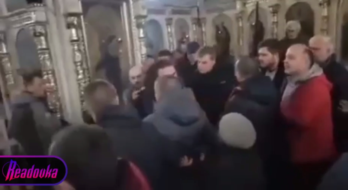 Боевики украинской теробороны похитили священника во время церковной службы