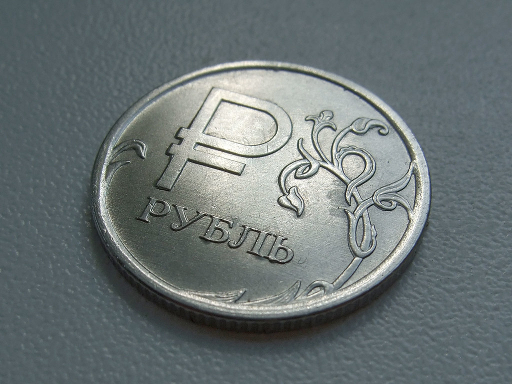 Криптовалюта может заменить рубль