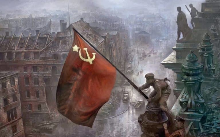 Госдума приняла закон о штрафах за отождествление ролей СССР и нацистской Германии