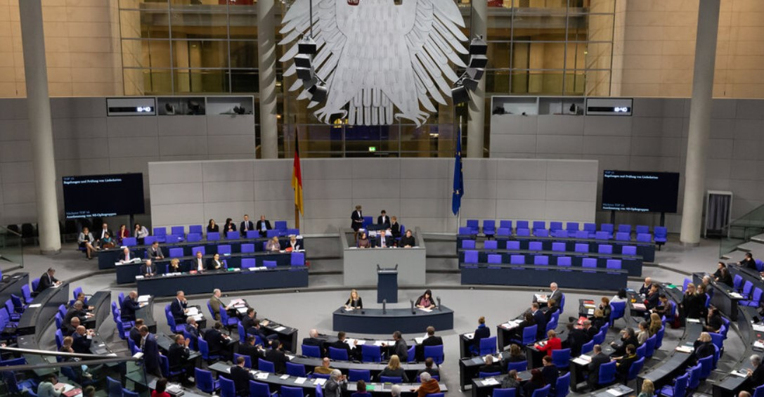 Европарламент потребовал ввести эмбарго на импорт российских энергоносителей