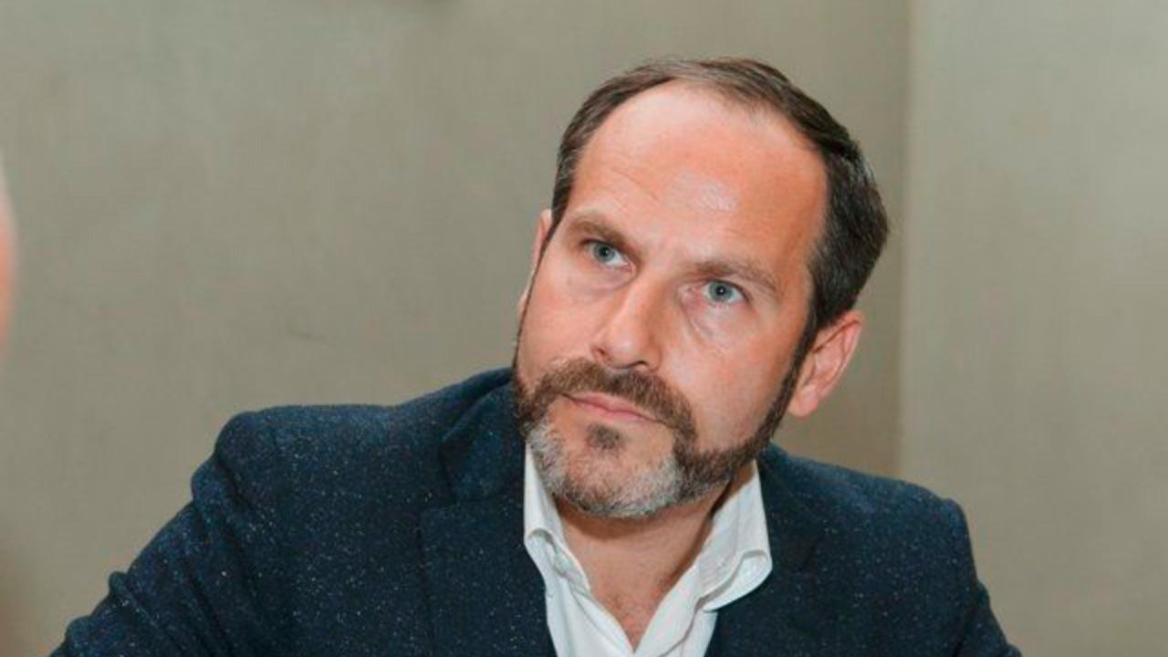 Михаил Шац вместе с детьми улетел из России к бывшей жене