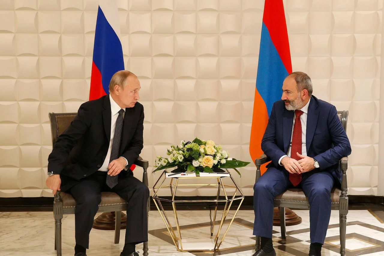 Путин и Пашинян обсудили вопросы двусторонней повестки дня