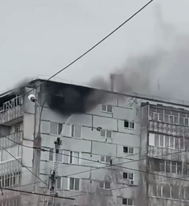 В многоэтажном жилом доме в Казани взорвался газ