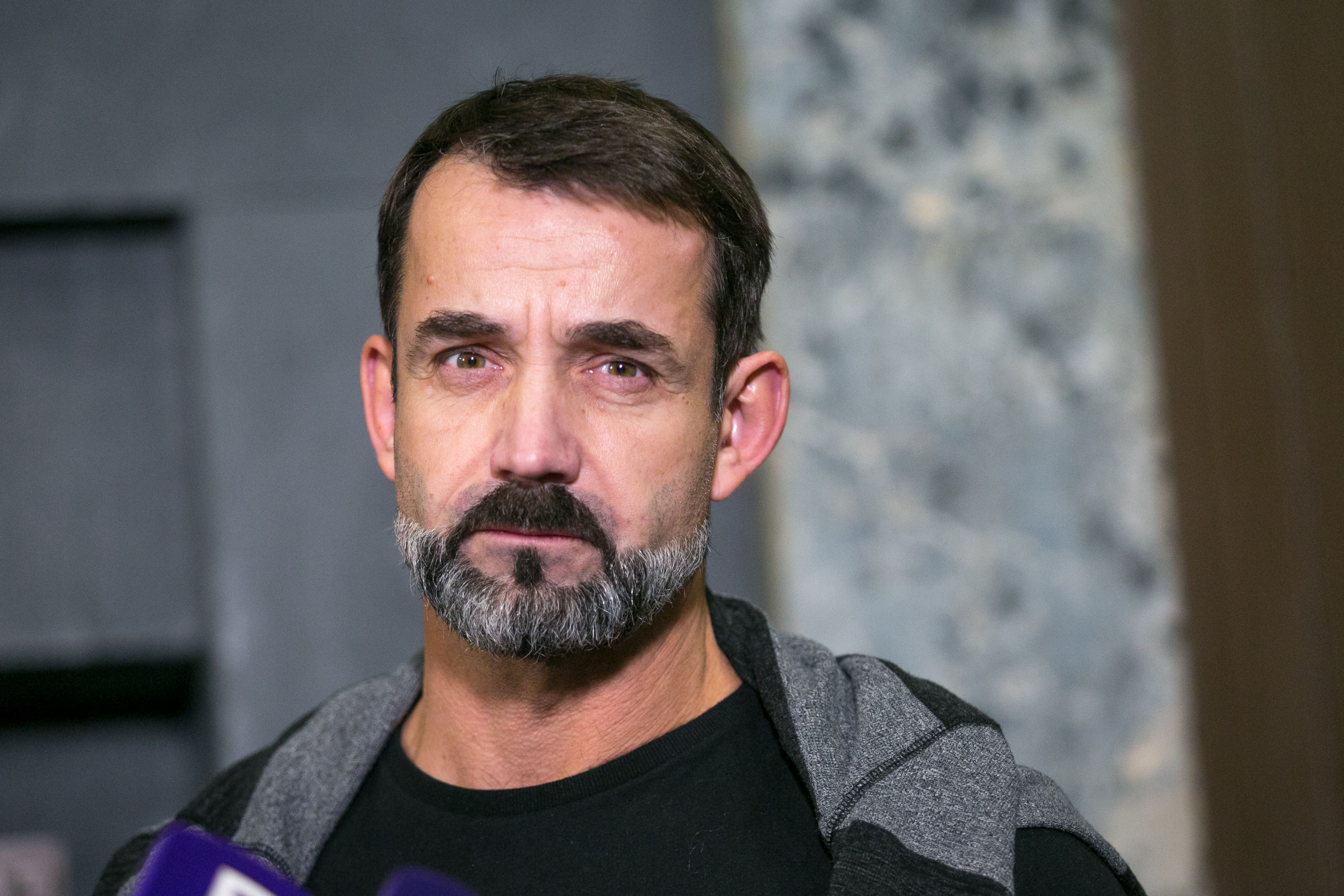 «Чулпан интересна Западу, как уехавшая от режима»: Певцов осудил Хаматову