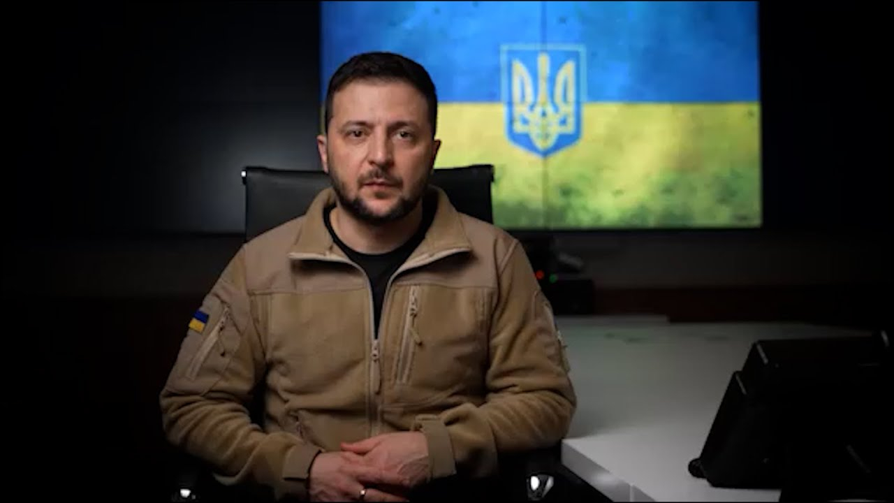 «Крадут унитазы»: Зеленский оскорбил россиян