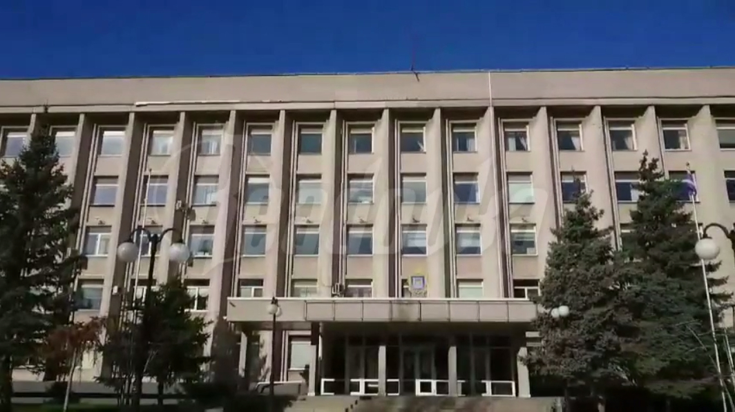 Со здания херсонского горсовета сняли украинские флаги