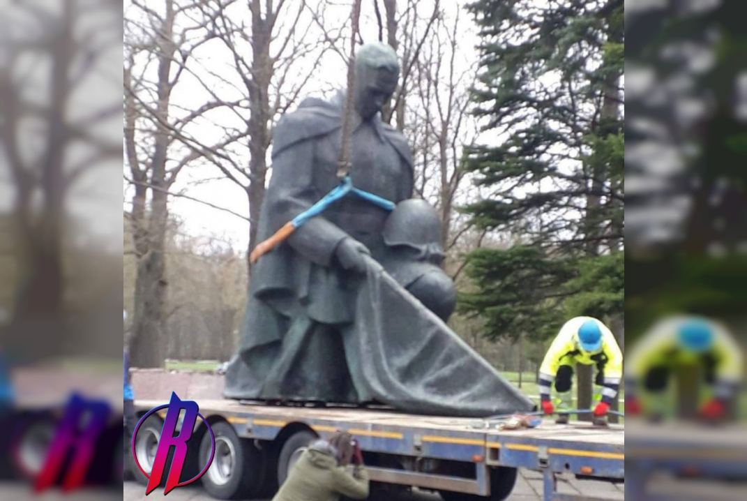 В Каунасе демонтировали памятник советским воинам