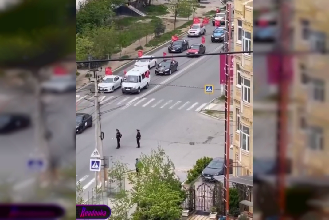 В Каспийске стартовала акция «Знамя Победы»
