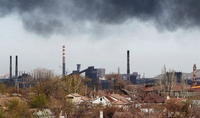 Две группы мирных жителей вышли с «Азовстали»