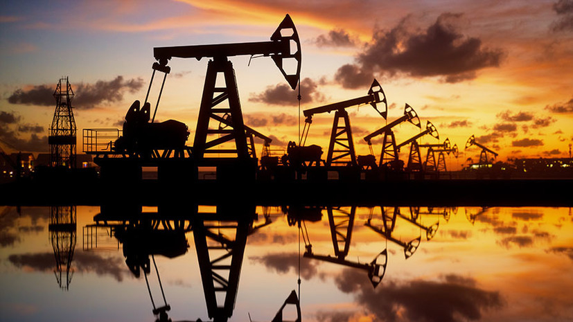 Доходы бюджета РФ от продажи нефти вырастут на 45% в 2022 году
