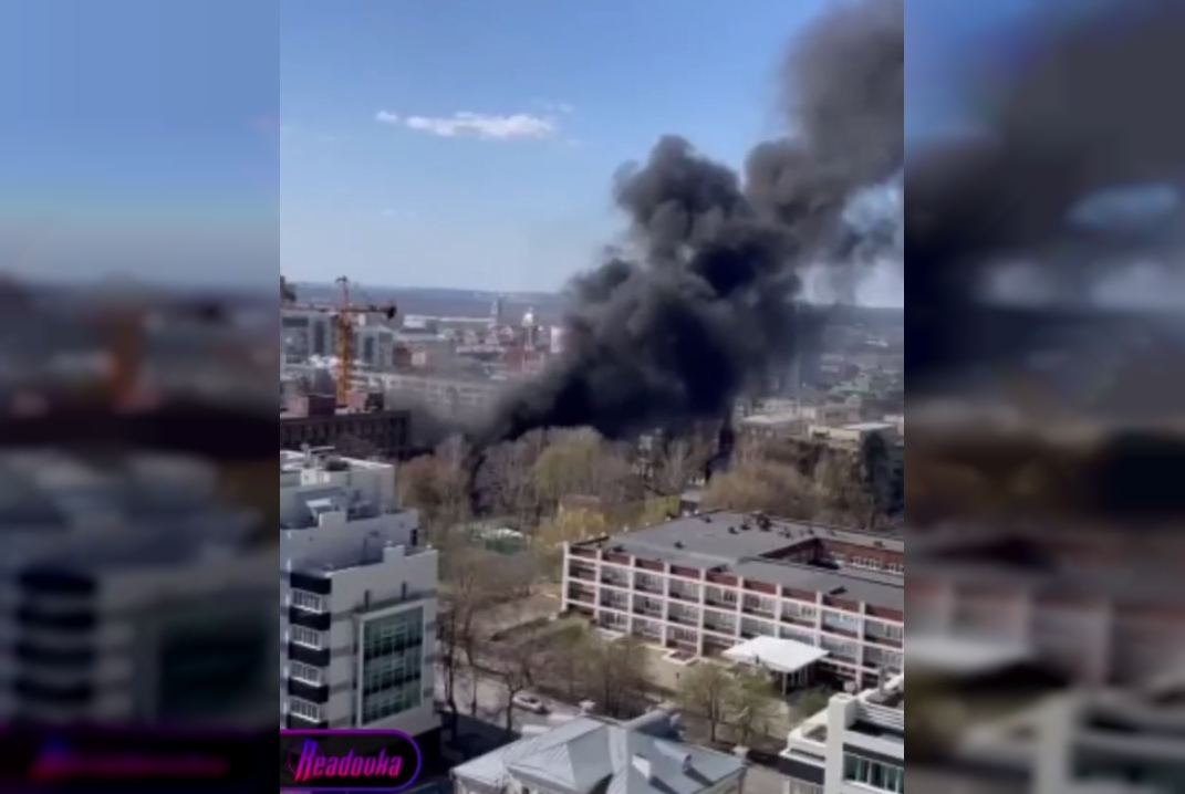 Над Пермью нависло густое черное облако