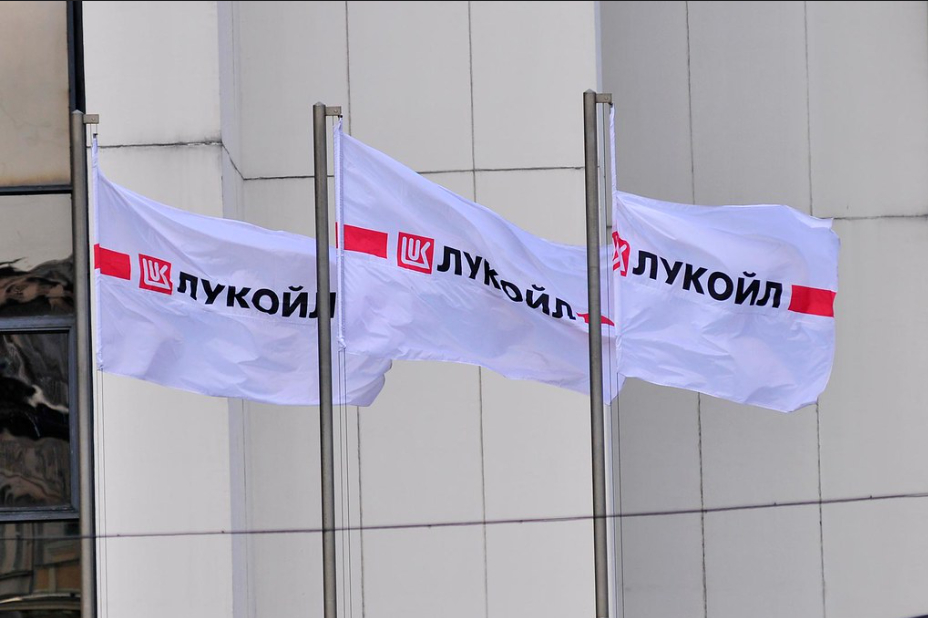 «Лукойл» решил купить российскую дочернюю компанию Shell
