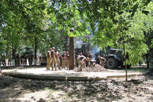На базе «Азова» в Мариуполе было оборудовано языческое капище
