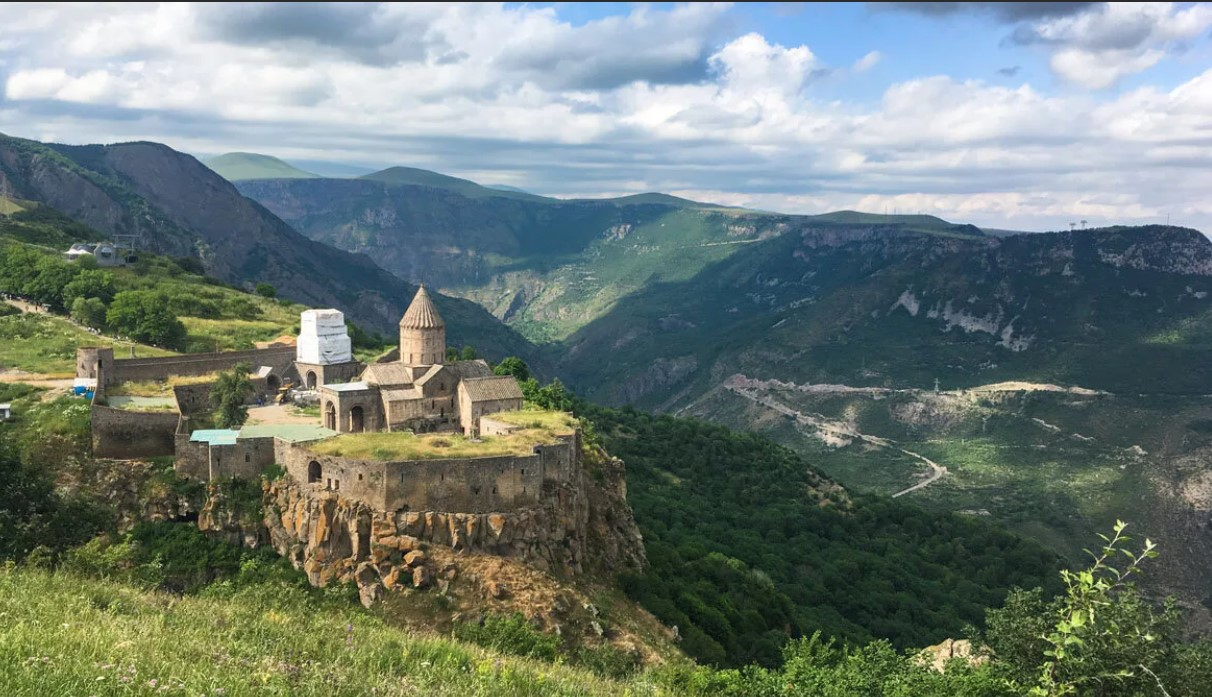 Пропавшая в День Победы в Карабахе россиянка найдена мертвой в горной реке