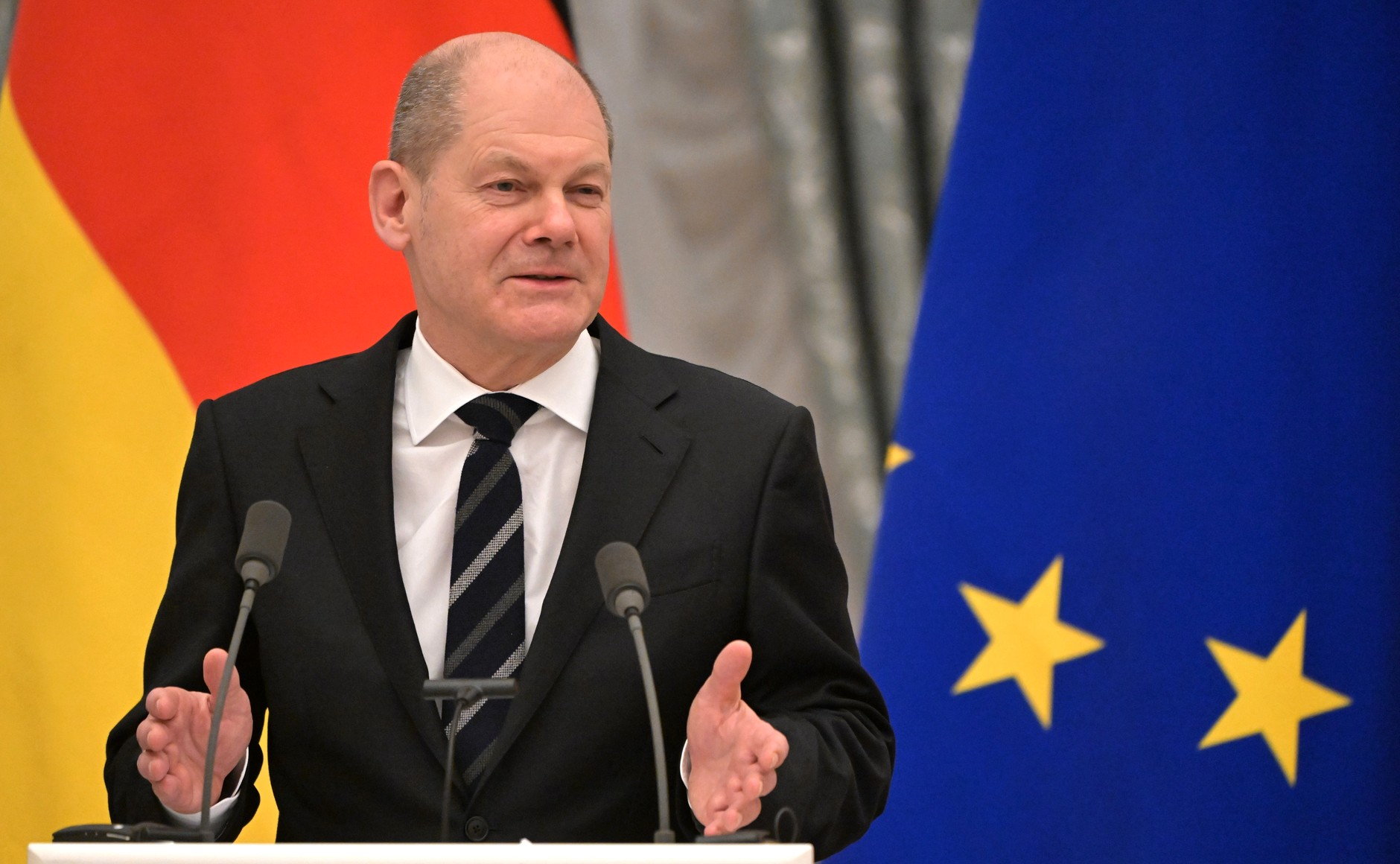 Шольц объявил, что несмотря на оскорбления от посла Украины, продолжит помогать стране