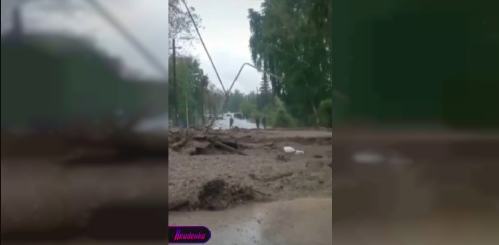 В Казахстане сошел грязевой поток