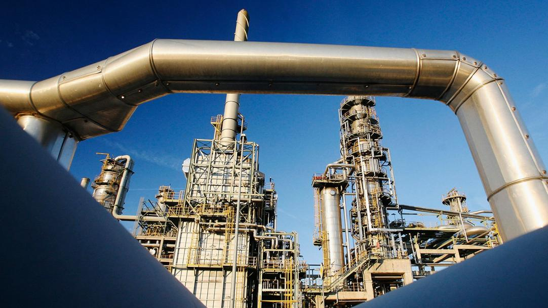 Глава МИД Литвы призвал прекратить транзит российских газа и нефти через Украину
