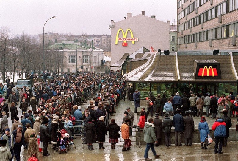 Как McDonald’s попал в Россию