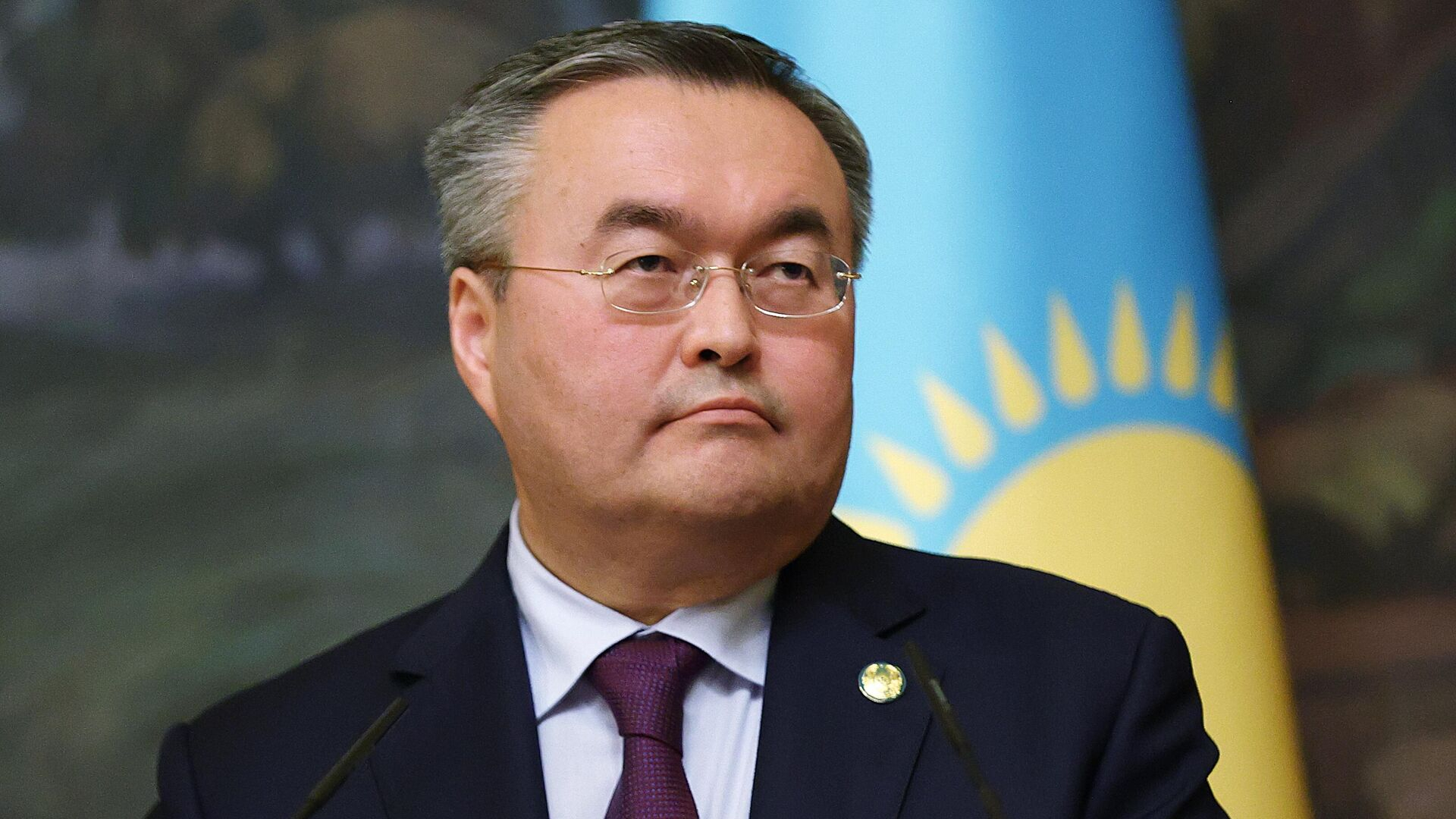 Казахстан готов предоставить маршруты для доставки международной гумпомощи в Афганистан