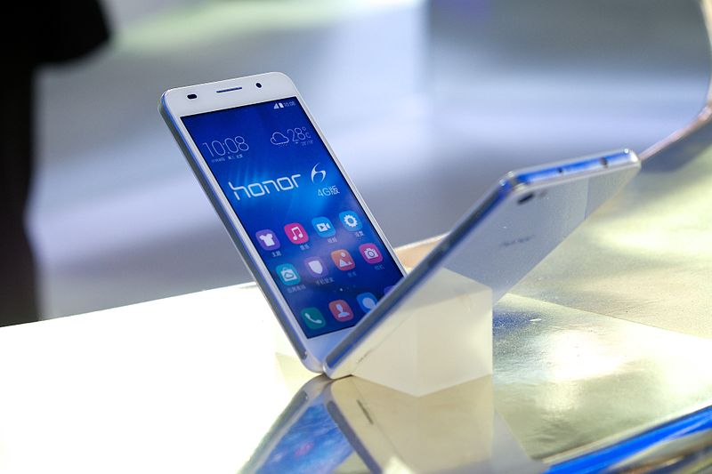 Канада запретила использование продукции Huawei и ZTE