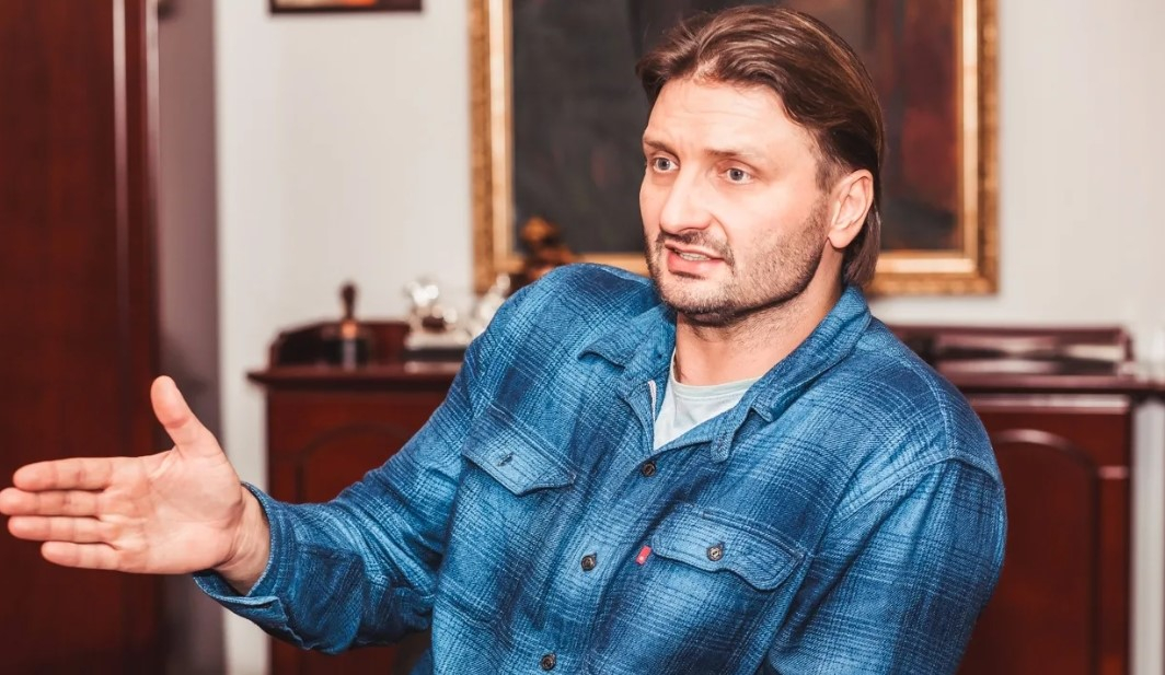 «Хочется и рыбку съесть и …»: Эдгард Запашный высказался про возвращение известных магазинов