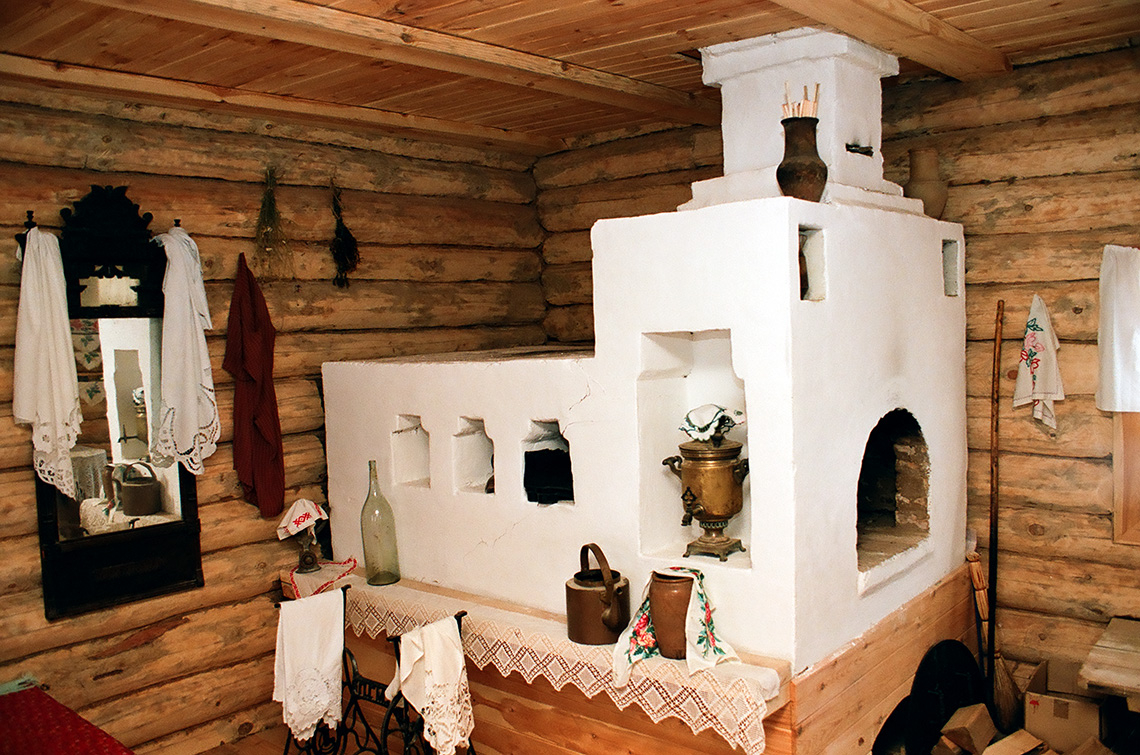 «Греет, лечит и кормит»: тайны русской печи