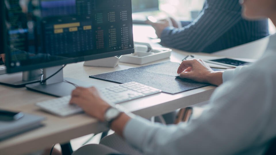 Минцифры РФ обещало наказывать IT-компании за дискриминацию в адрес работников из Украины