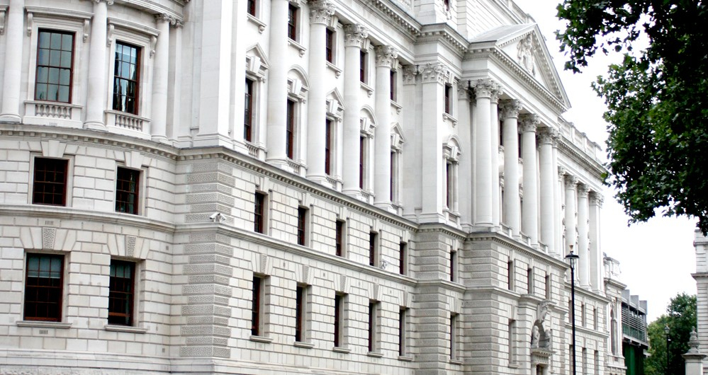 Нефтегазовые компании в Великобритании будут платить налог на сверхприбыль
