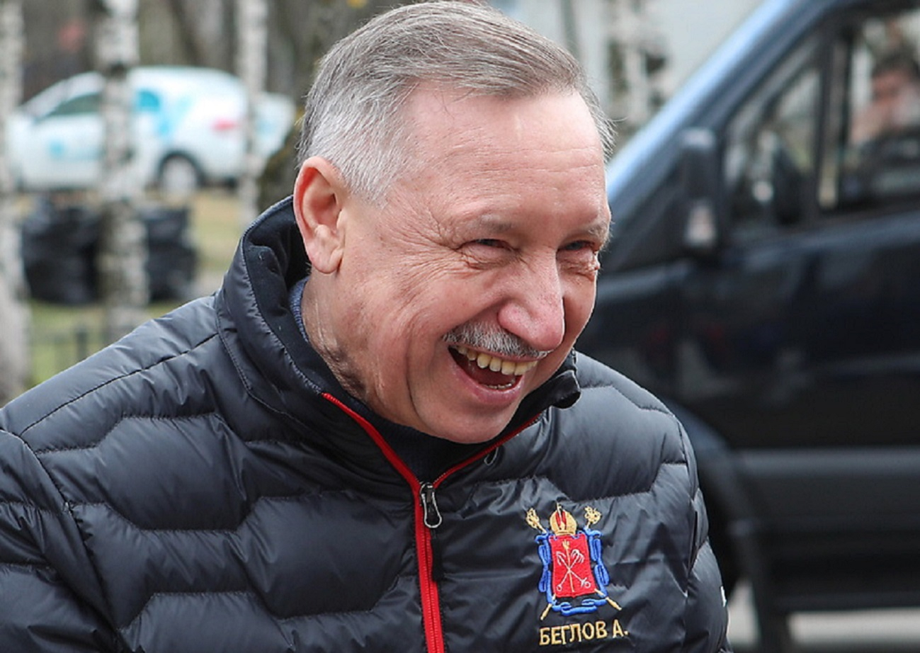 Петербургский губернатор предложил повысить выплаты самому себе, чиновникам и депутатам