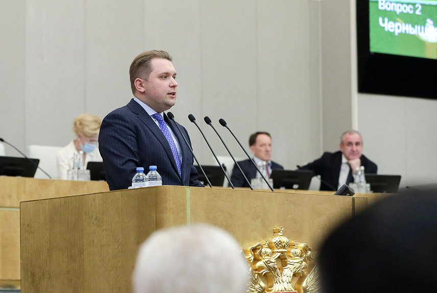 В Госдуме предложили блокировать донаты, поступающие треш-стримерам