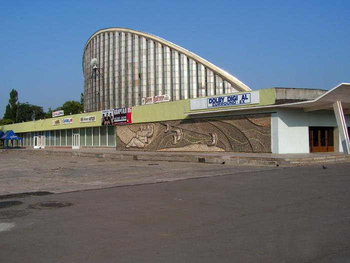 В Херсоне открыли центр гуманитарной помощи «Единой России»