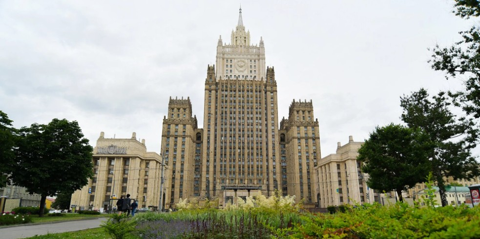 МИД России: любые поставки оружия Украине увеличивают риски прямого столкновения РФ и США